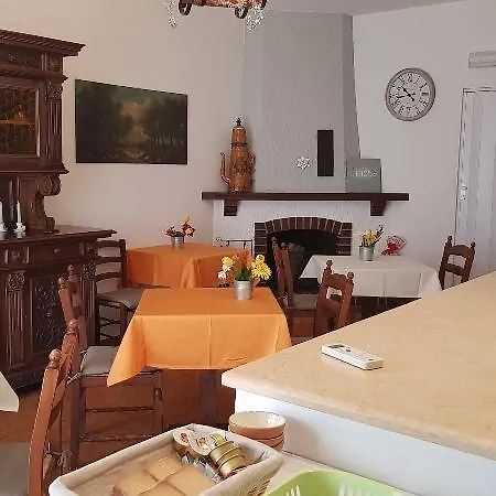 Mimosa Bed & Breakfast 3*
