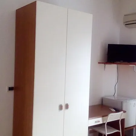 Mimosa 住宿加早餐酒店 贾迪尼-纳克索斯