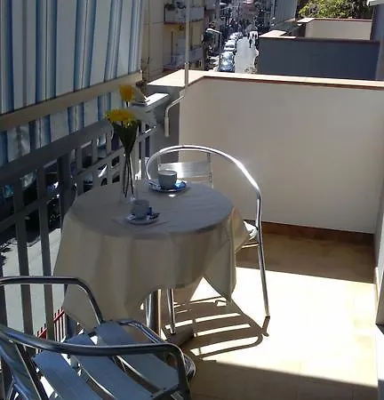 Mimosa فندق مبيت وإفطار