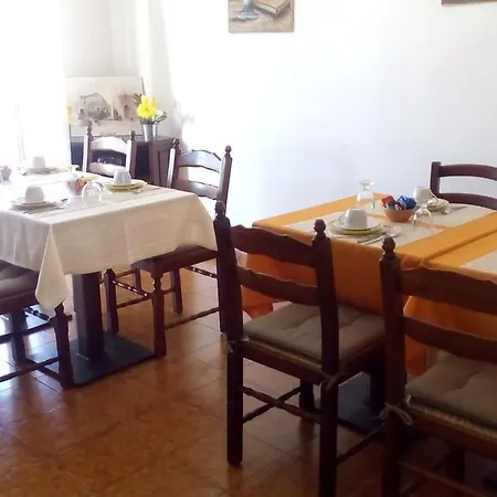 Mimosa 住宿加早餐酒店