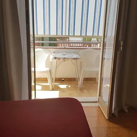 לינה וארוחת בוקר Mimosa