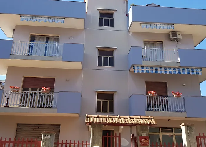 Mimosa Bed & Breakfast 4*