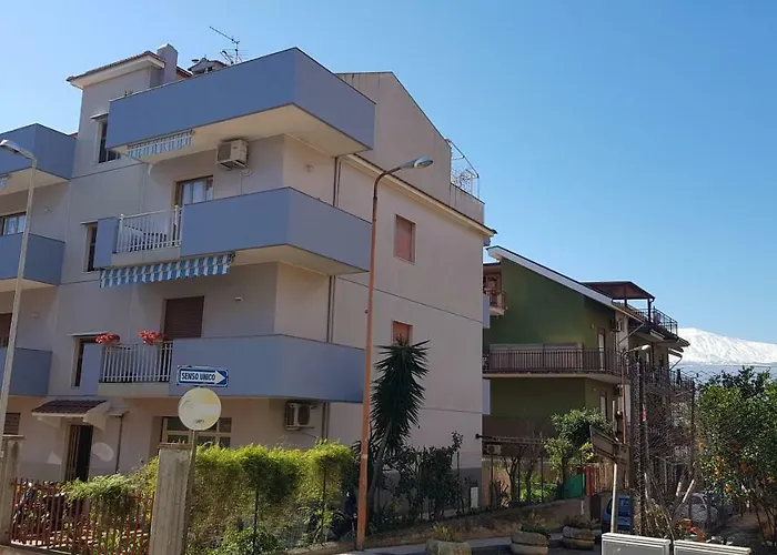 Mimosa Giardini Naxos