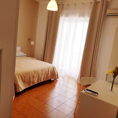 فندق مبيت وإفطار Mimosa جيارديني ناكسوس